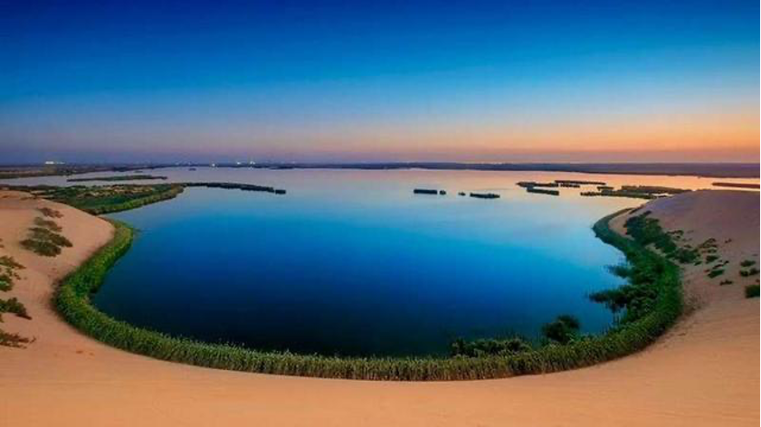 Al-Asfar Lake